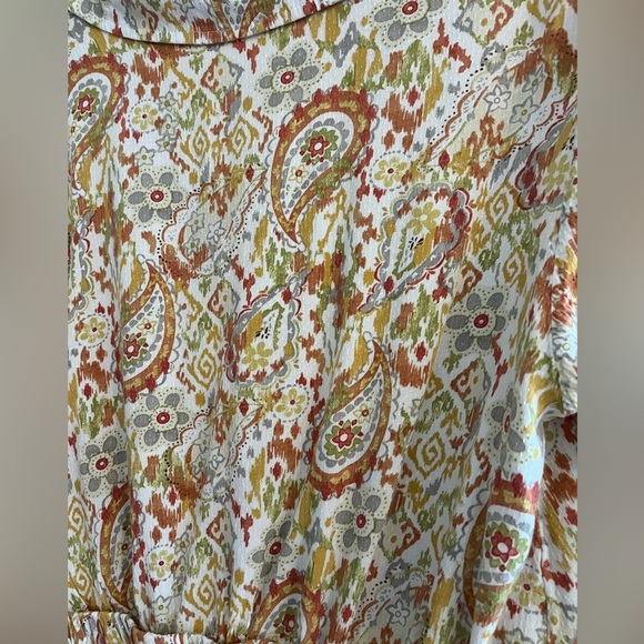 Christian Siriano LightWeight Long sleeve Faux Wrap Paisley Blouse Size M - Picture 8 of 9